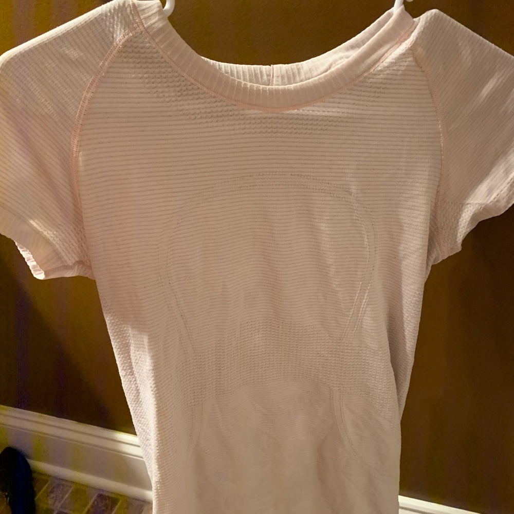 Lululemon Swiftly Tech Short Sleeve